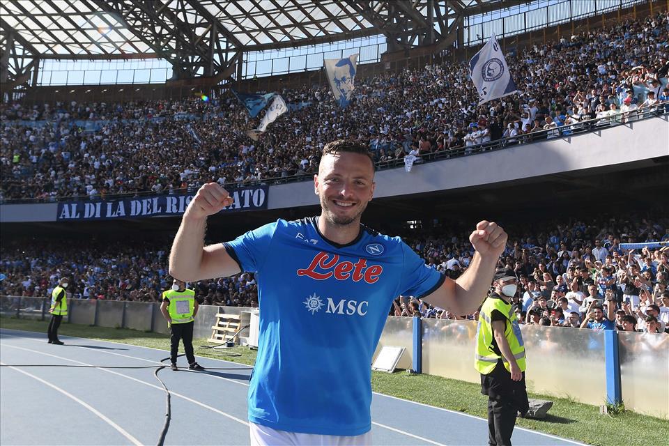 Napoli Genoa 3-0-451