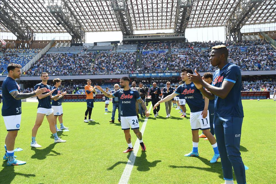 Napoli Genoa 3-0-422