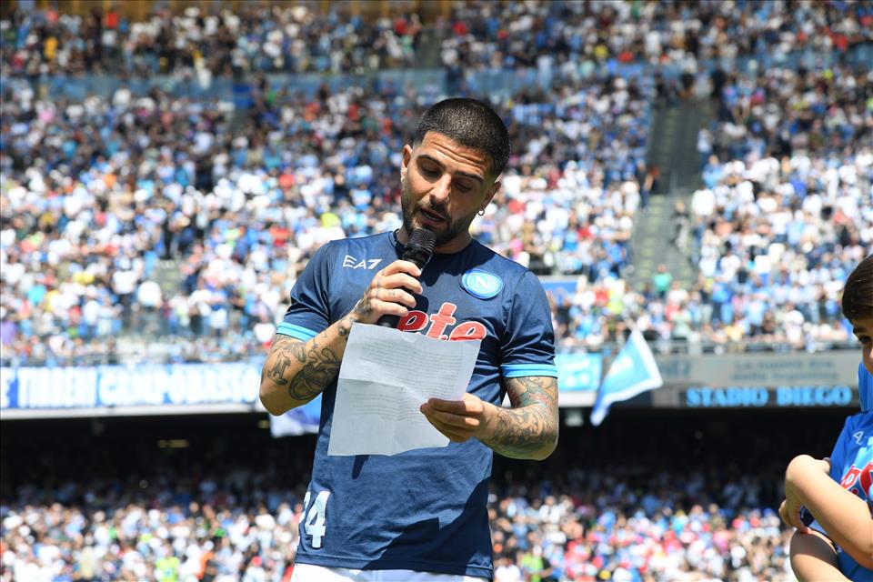 Napoli Genoa 3-0-425