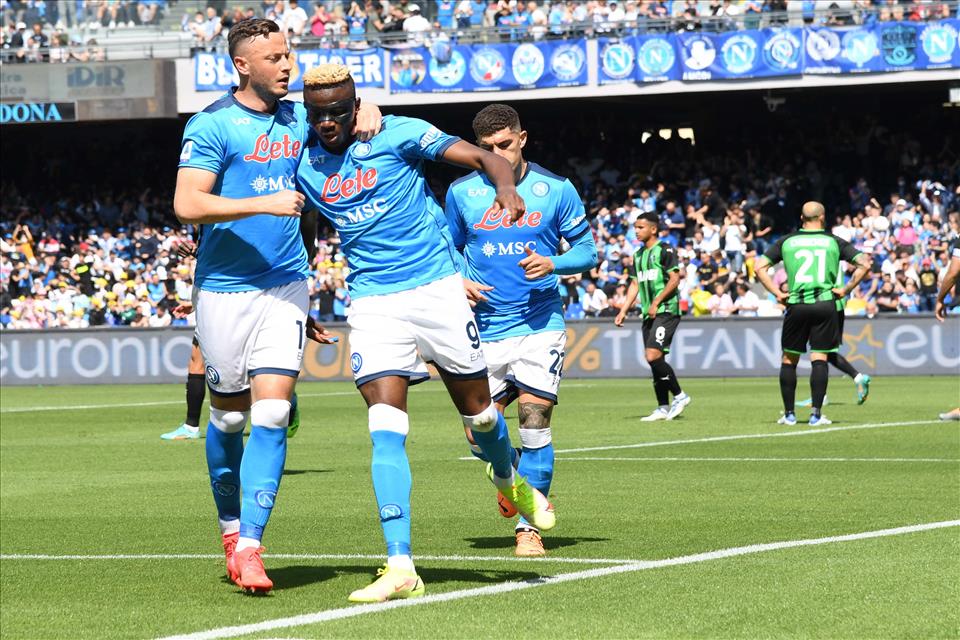 Napoli Sassuolo 6 -1 -486