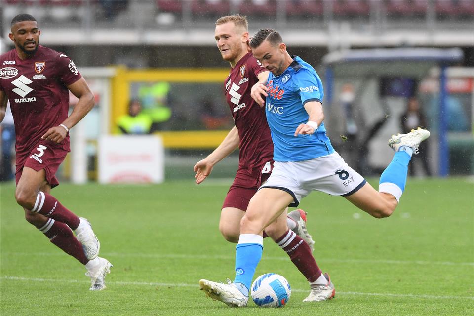 Torino Napoli 0-1-471